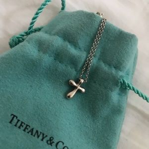 Tiffany & Co. Elsa Perreti Cross pendant necklace